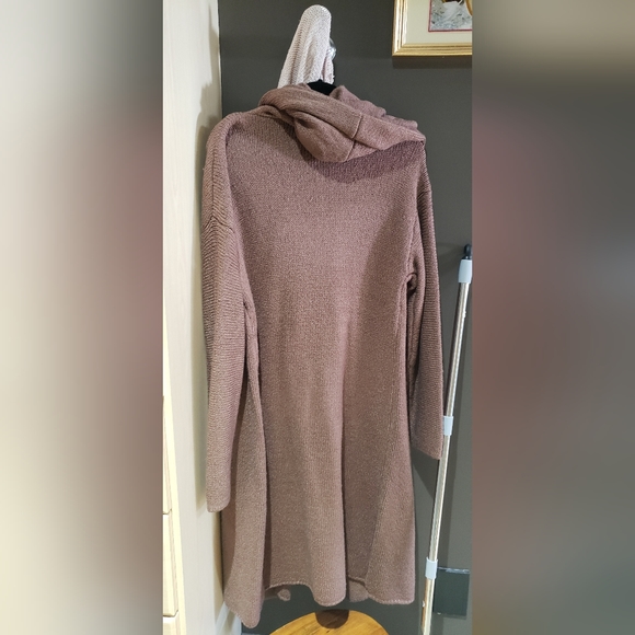 Lovestitch Cardigan - Picture 2 of 5